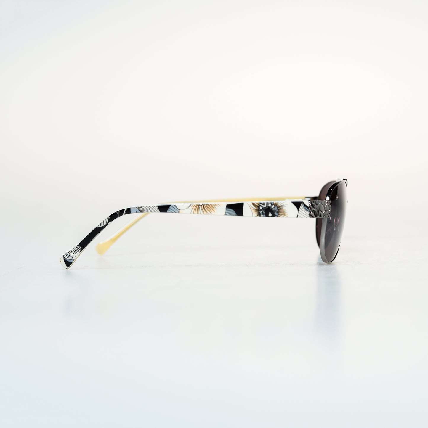 Beige Colorful Pattern Metal Sunglasses | GMGeyewear GS83M1022
