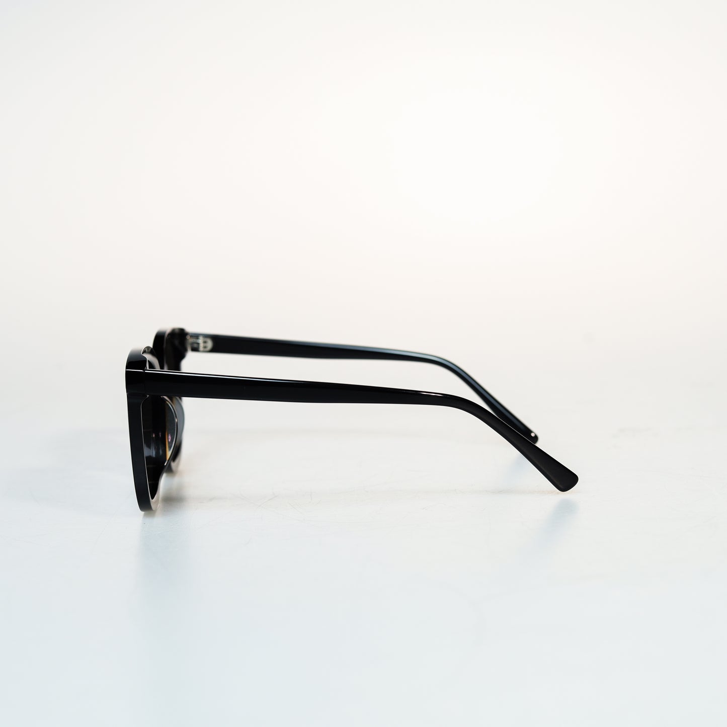 Fashion Luxury Acetate Sunglasses | GMGeyewear GS83A1017