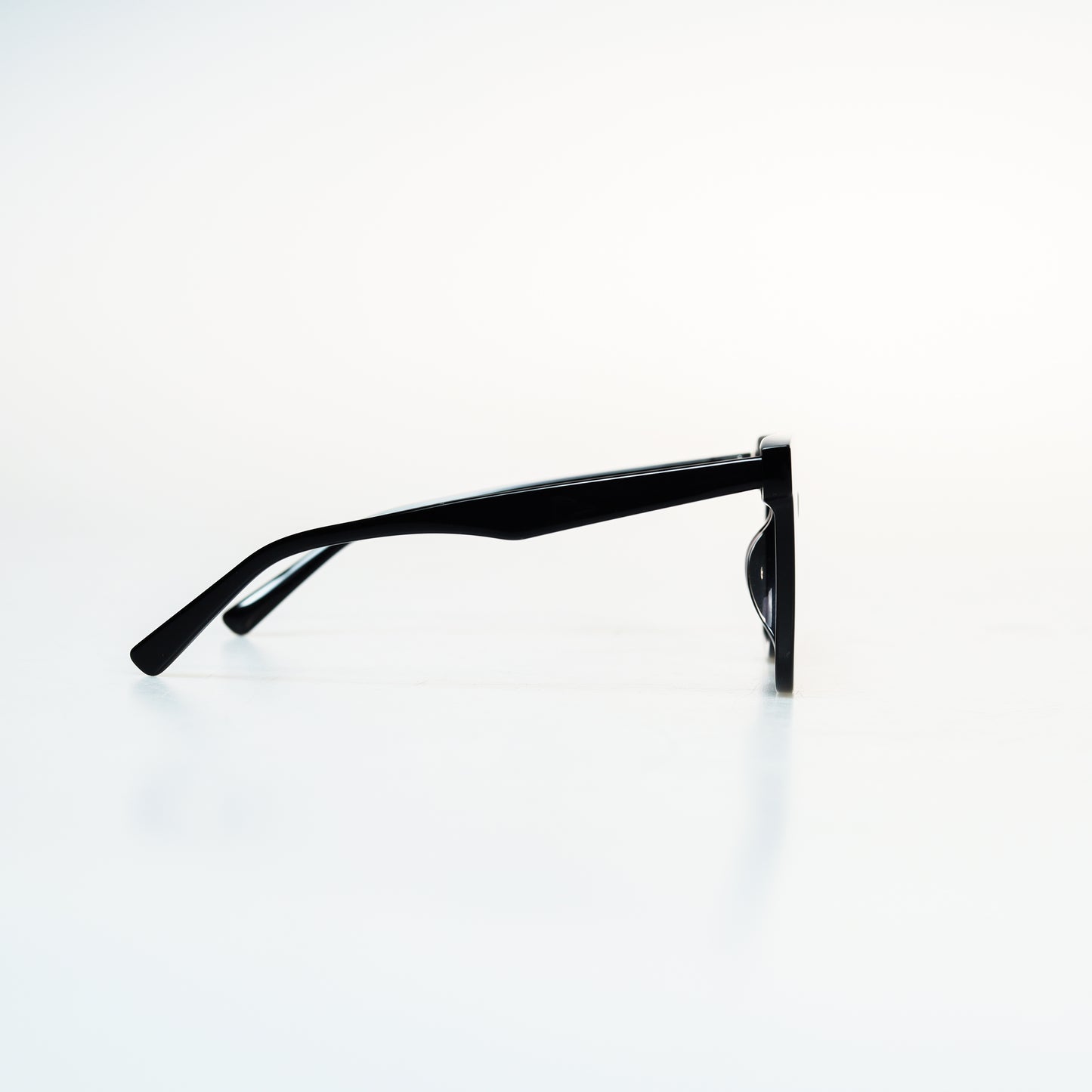 Fashion Luxury Acetate Sunglasses | GMGeyewear GS83A1008
